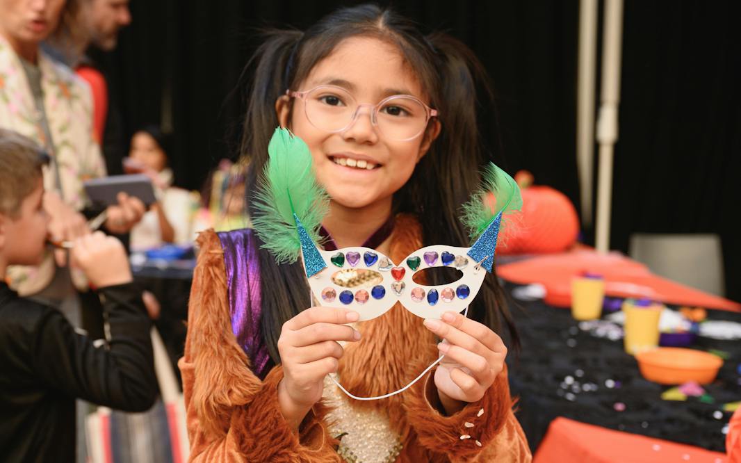 Arts and crafts at Historical Halloween DiMenna