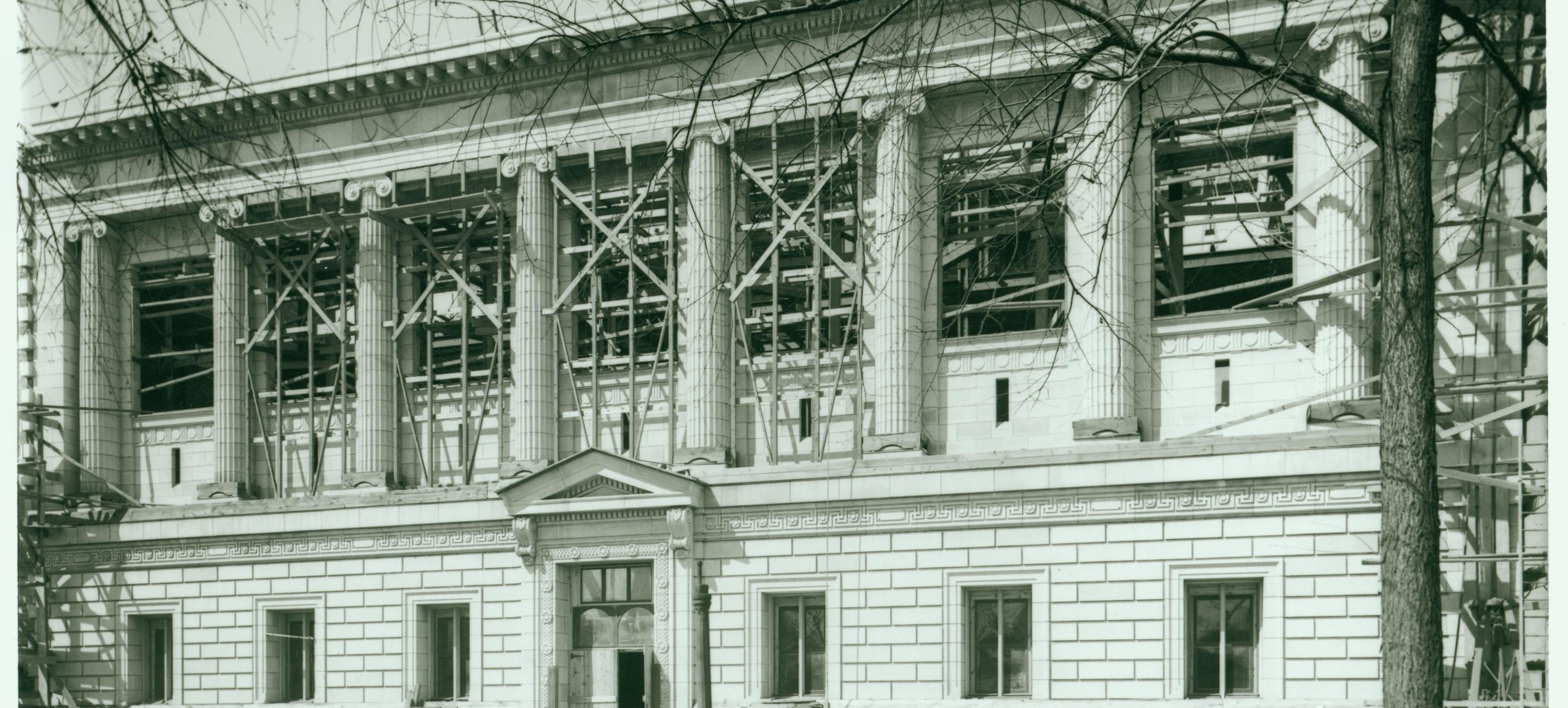 The original New York Historical building on Central Park West under construction in the early 1900s
New-York Historical Society construction at 170 Central Park West ca. approximately 1905-1906