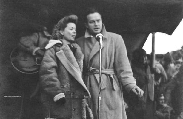 Bob Hope and Frances Langford in Alaska, 1942. Courtesy of the Bob & Dolores Hope Foundation